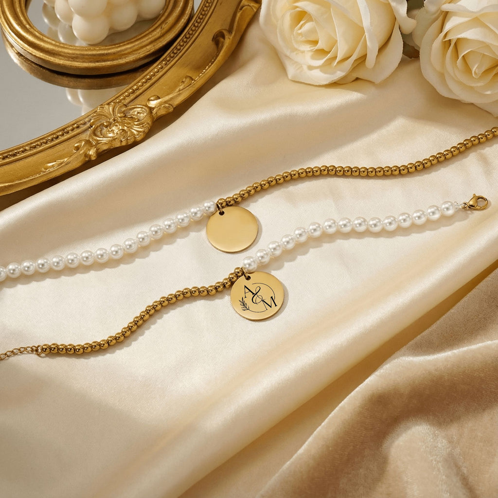 Premium Pearl & Gold Coin Bracelet: Mother of Pearl