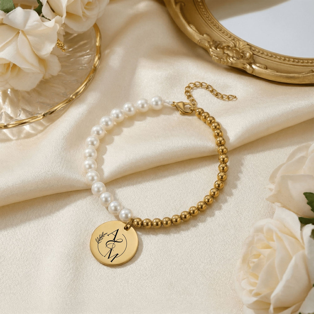 Premium Pearl & Gold Coin Bracelet: Mother of Pearl