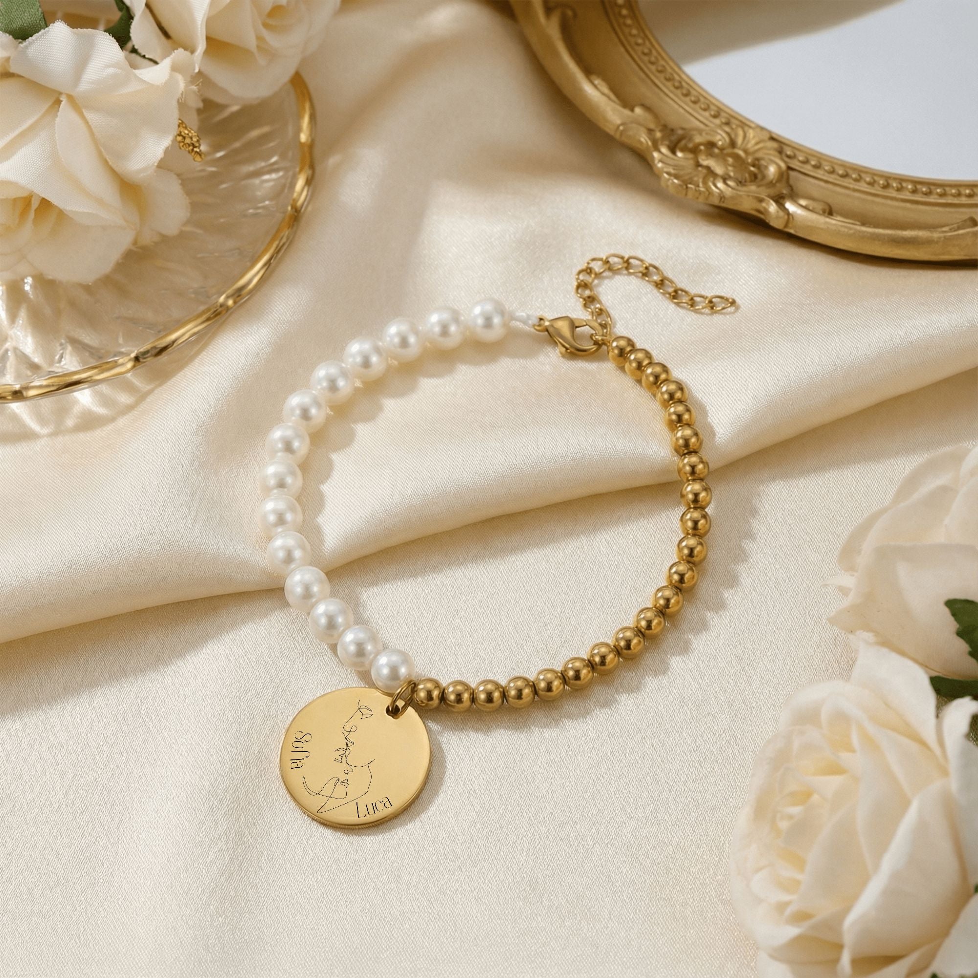 Premium Pearl & Gold Coin Bracelet: Mother of Pearl