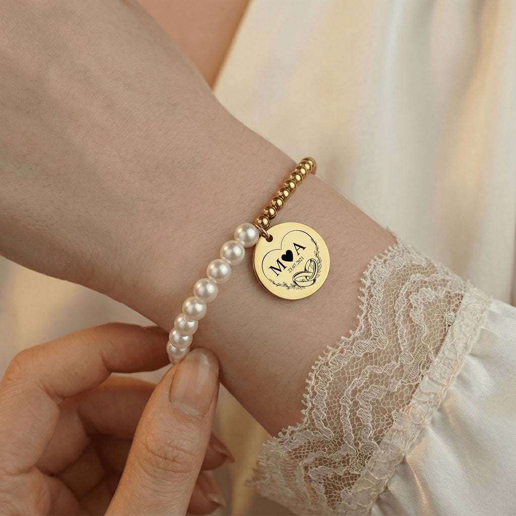 Premium Pearl & Gold Coin Bracelet: Customised message