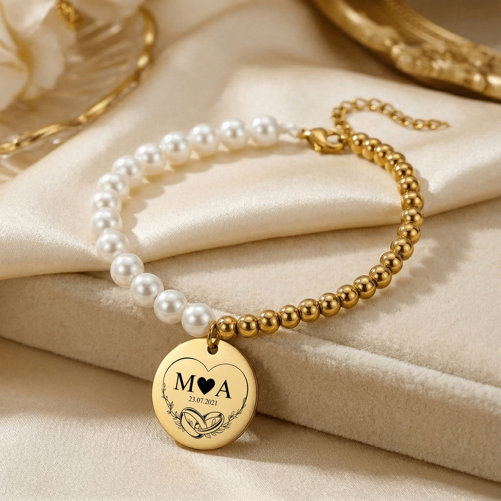 Premium Pearl & Gold Coin Bracelet: Customised message